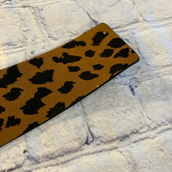 BETSEY JOHNSON BLACK PATENT/ANIMAL PRINT WIDE BELT COVERED BUCKLE BELT SIZE S/M - Picture 8 of 12